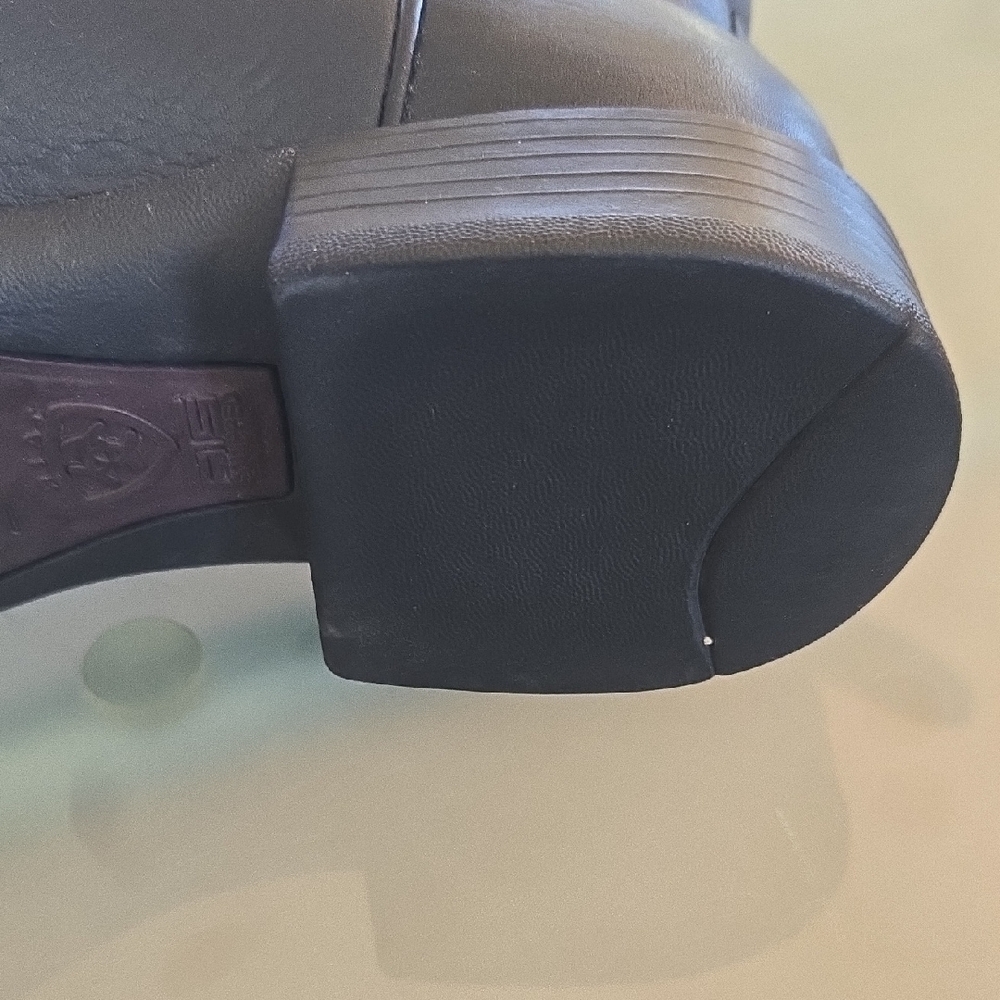 Ariat Black Western Boots with Light Green Stitching - Picture 6 of 12